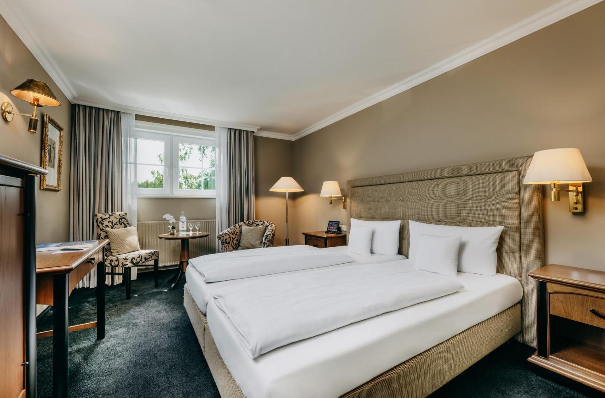 Niemeyers Romantik Posthotel Faßberg Eksteriør billede